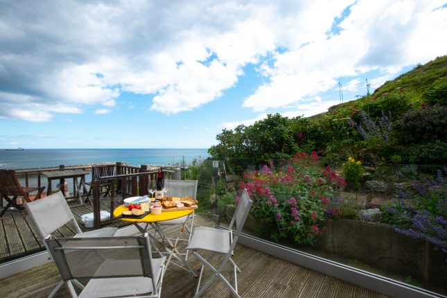 yorkshire coast holiday cottage with sea views
